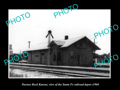 OLD LARGE HISTORIC PHOTO OF PAWNEE ROCK KANSAS THE SANTA FE RAILROAD DEPOT c1960