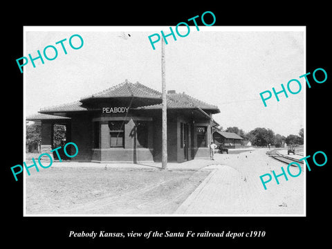 OLD LARGE HISTORIC PHOTO OF PEABODY KANSAS, THE SANTA FE RAILROAD DEPOT c1910