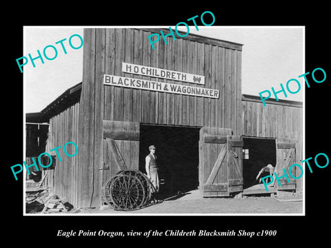 OLD LARGE HISTORIC PHOTO OF EAGLE PIONT OREGON, CHILDRETH BLACKSMITH SHOP c1900