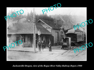 OLD HISTORIC PHOTO OF JACKSONVILLE OREGON, THE ROGUE RIVER VALLEY RAILWAY c1900