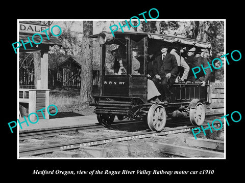 OLD HISTORIC PHOTO OF MEDFORD OREGON, ROGUE RIVER VALLEY RAILWAY CAR c1910 2