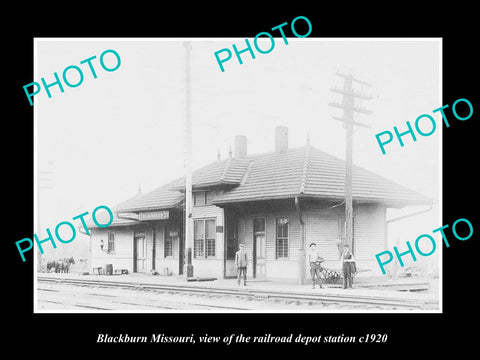 OLD LARGE HISTORIC PHOTO OF BLACKBURN MISSOURI, THE RAILROAD DEPOT STATION c1920