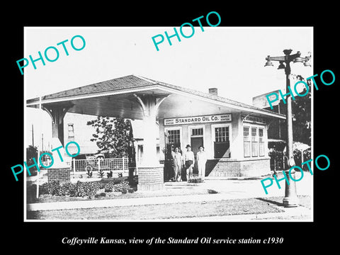 OLD LARGE HISTORIC PHOTO OF COFFEYVILLE KANSAS, STANDARD OIL GAS STATION c1930