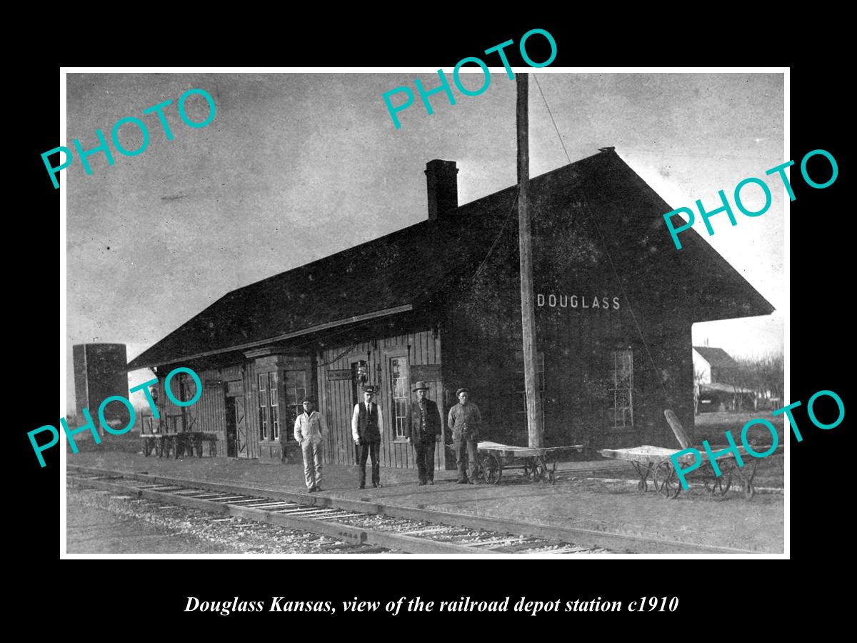 OLD LARGE HISTORIC PHOTO OF DOUGLASS KANSAS, THE RAILROAD DEPOT STATION c1910