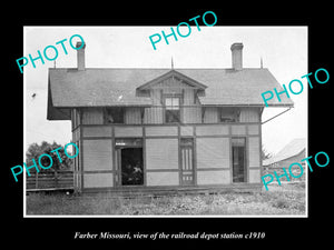 OLD LARGE HISTORIC PHOTO OF FARBER MISSOURI, THE RAILROAD DEPOT STATION c1910