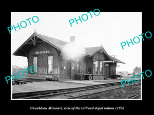 OLD LARGE HISTORIC PHOTO OF WEAUBLEAU MISSOURI, THE RAILROAD DEPOT STATION c1920