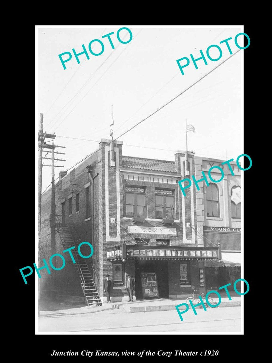 OLD LARGE HISTORIC PHOTO OF JUNCTION CITY KANSAS, THE COZY THEATER BUILDING 1920