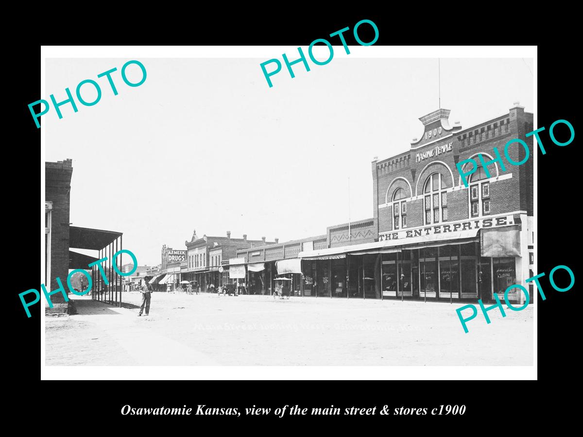 OLD LARGE HISTORIC PHOTO OF OSAWATOMIC KANSAS, THE MAIN STREET & STORES c1900