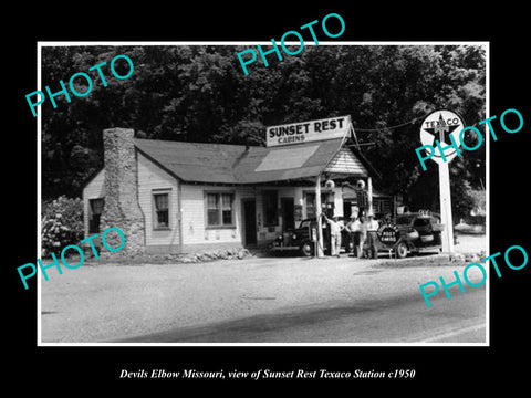 OLD LARGE HISTORIC PHOTO OF DEVILS ELBOW MISSOURI, THE TEXACO GAS STATION c1950