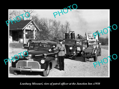 OLD LARGE HISTORIC PHOTO OF LEASBURG MISSOURI, THE POLICE AT JUNCTION INN c1950