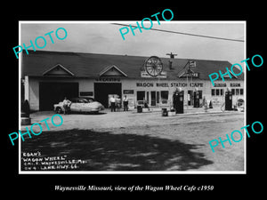 OLD LARGE HISTORIC PHOTO OF WAYNESVILLE MISSOURI, THE WAGON WHEEL CAFE c1950