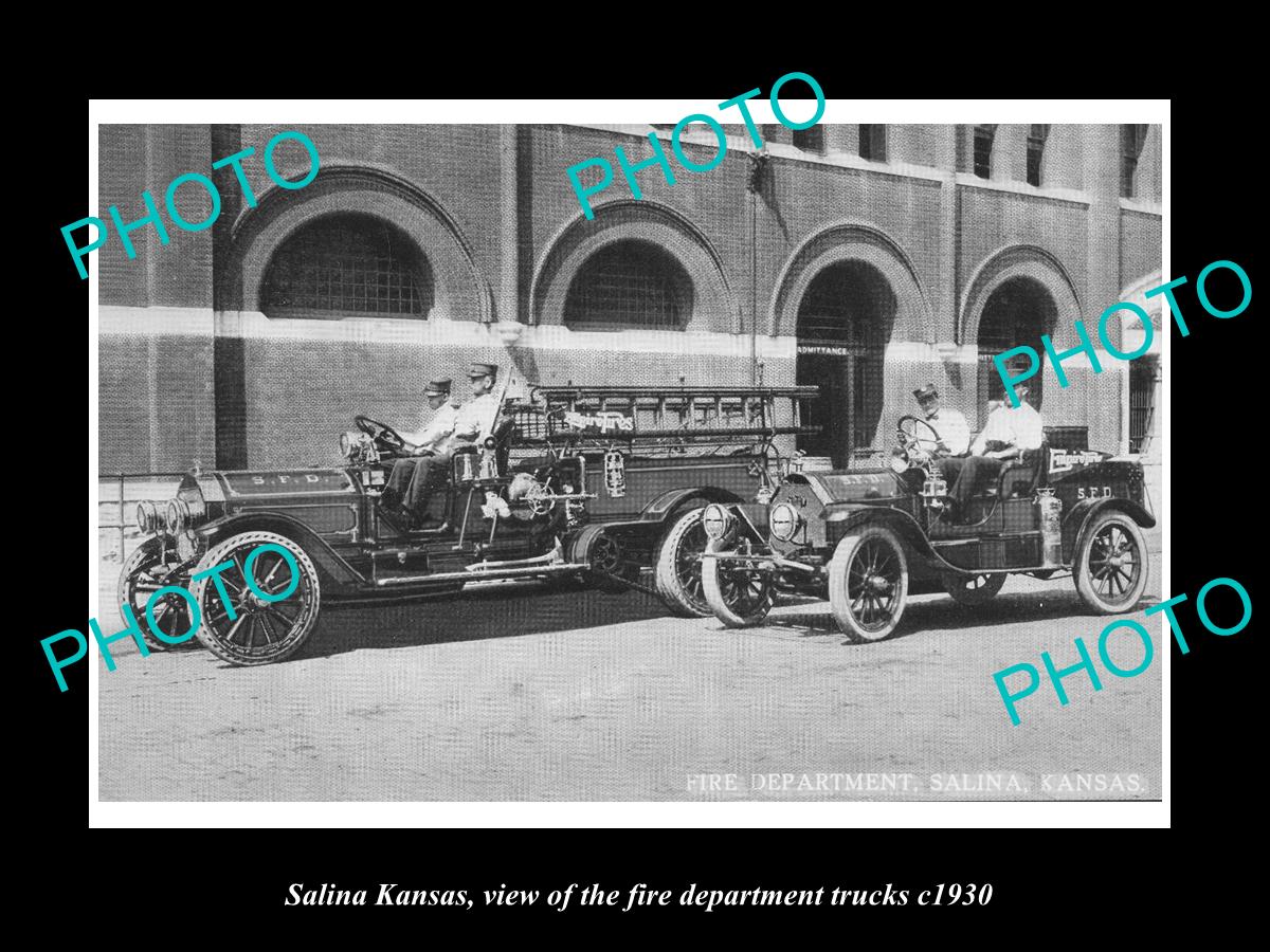 OLD LARGE HISTORIC PHOTO OF SALINA KANSAS, THE FIRE DEPARTMENT TRUCKS c1930