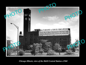 OLD LARGE HISTORIC PHOTO OF CHICAGO ILLINOIS, B&O CENTRAL RAILWAY STATION c1960