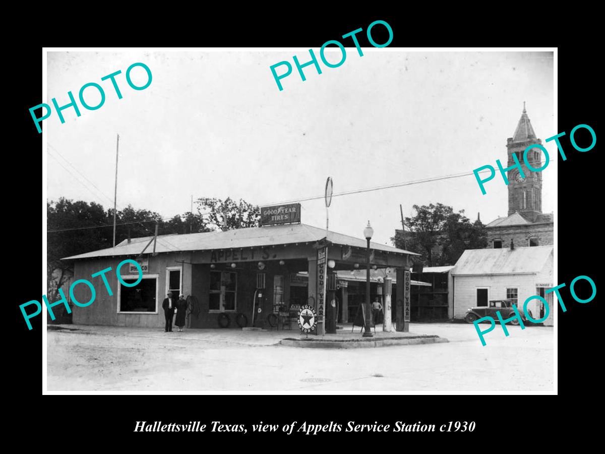 OLD LARGE HISTORIC PHOTO OF HALLETTSVILLE TEXAS, THE TEXACO SERVICE STATION 1930