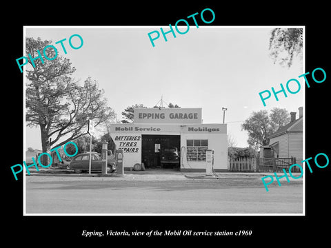 OLD LARGE HISTORIC PHOTO OF EPPING VICTORIA, THE MOBIL OIL SERVICE STATION c1960