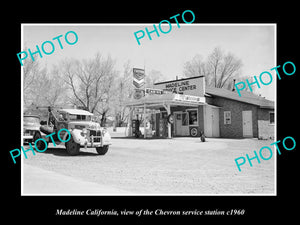 OLD LARGE HISTORIC PHOTO OF MADELINE CALIFORNIA, CHEVRON SERVICE STATION c1960