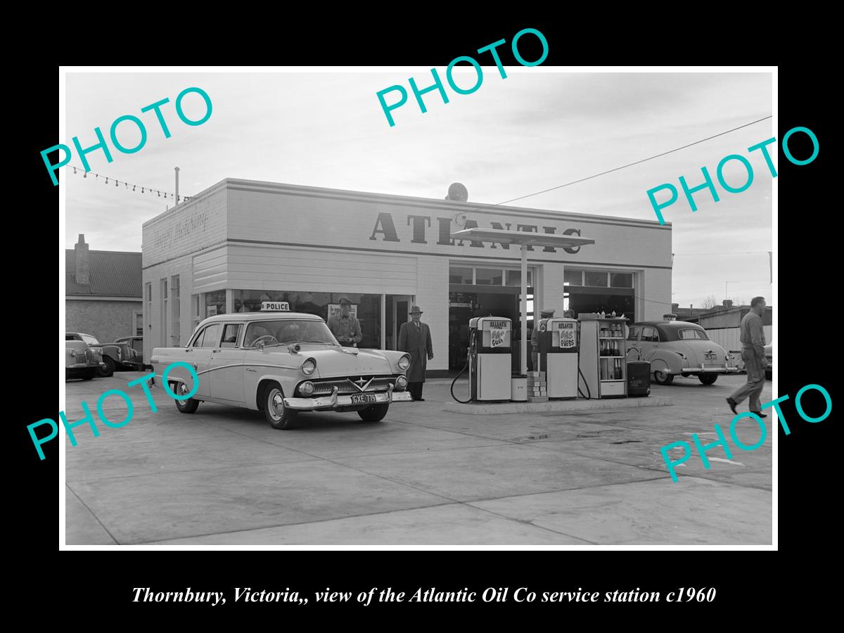 OLD LARGE HISTORIC PHOTO OF THORNBURY VICTORIA ATLANTIC OIL SERVICE STATION 1960