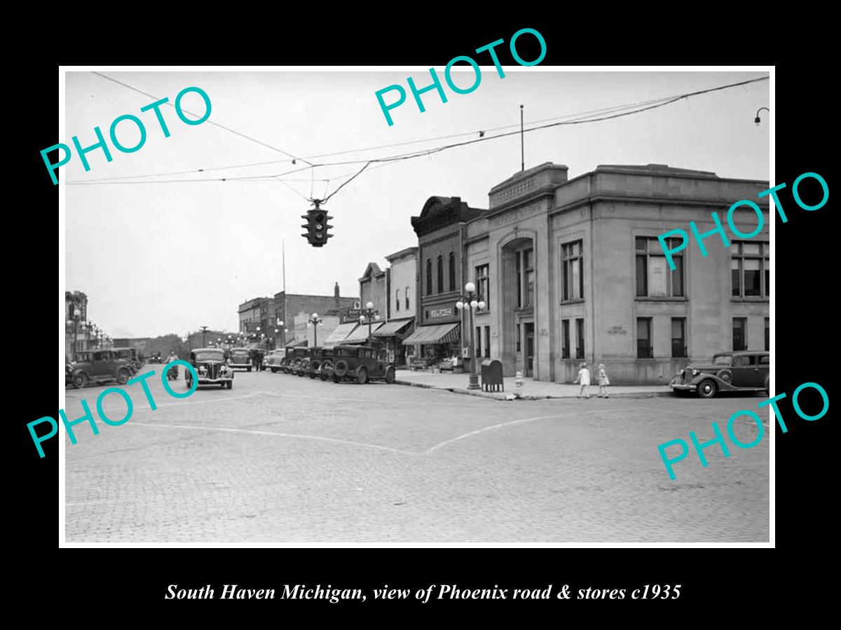 OLD LARGE HISTORIC PHOTO OF SOUTH HAVEN MICHIGAN, PHOENIX ROAD & ITS STORES 1935