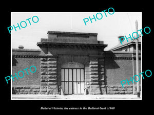 OLD LARGE HISTORIC PHOTO OF BALLARAT VICTORIA, THE BALLARAT GAOL GATES c1960