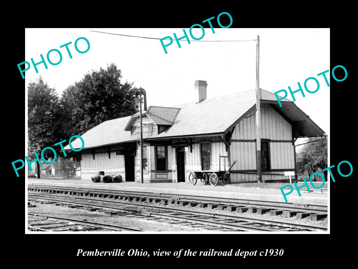 OLD LARGE HISTORIC PHOTO PEMBERVILLE OHIO, VIEW OF THE RAILROAD TRAIN DEPOT 1930