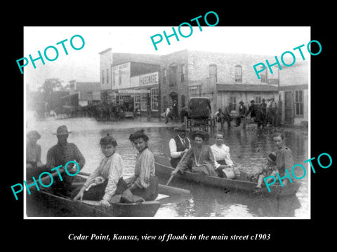 OLD LARGE HISTORIC PHOTO OF CEDAR POINT KANSAS, FLOODS IN THE MAIN STREET c1903