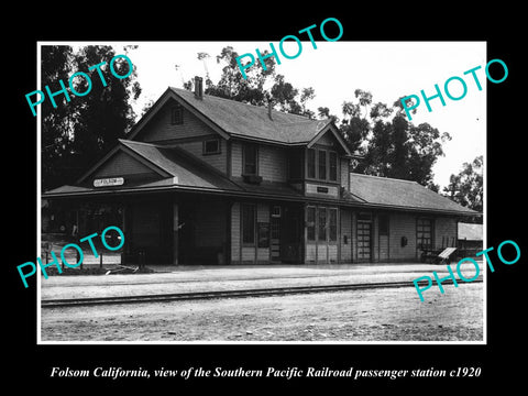 OLD LARGE HISTORIC PHOTO OF FOLSOM CALIFORNIA, THE RAILROAD DEPOT STATION c1920