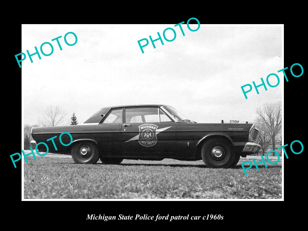 OLD LARGE HISTORIC PHOTO OF MICHIGAN STATE POLICE FORD PATROL CAR c1960s