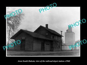 OLD LARGE HISTORIC PHOTO OF AVON SOUTH DAKOTA, RAILROAD DEPOT STATION c1960