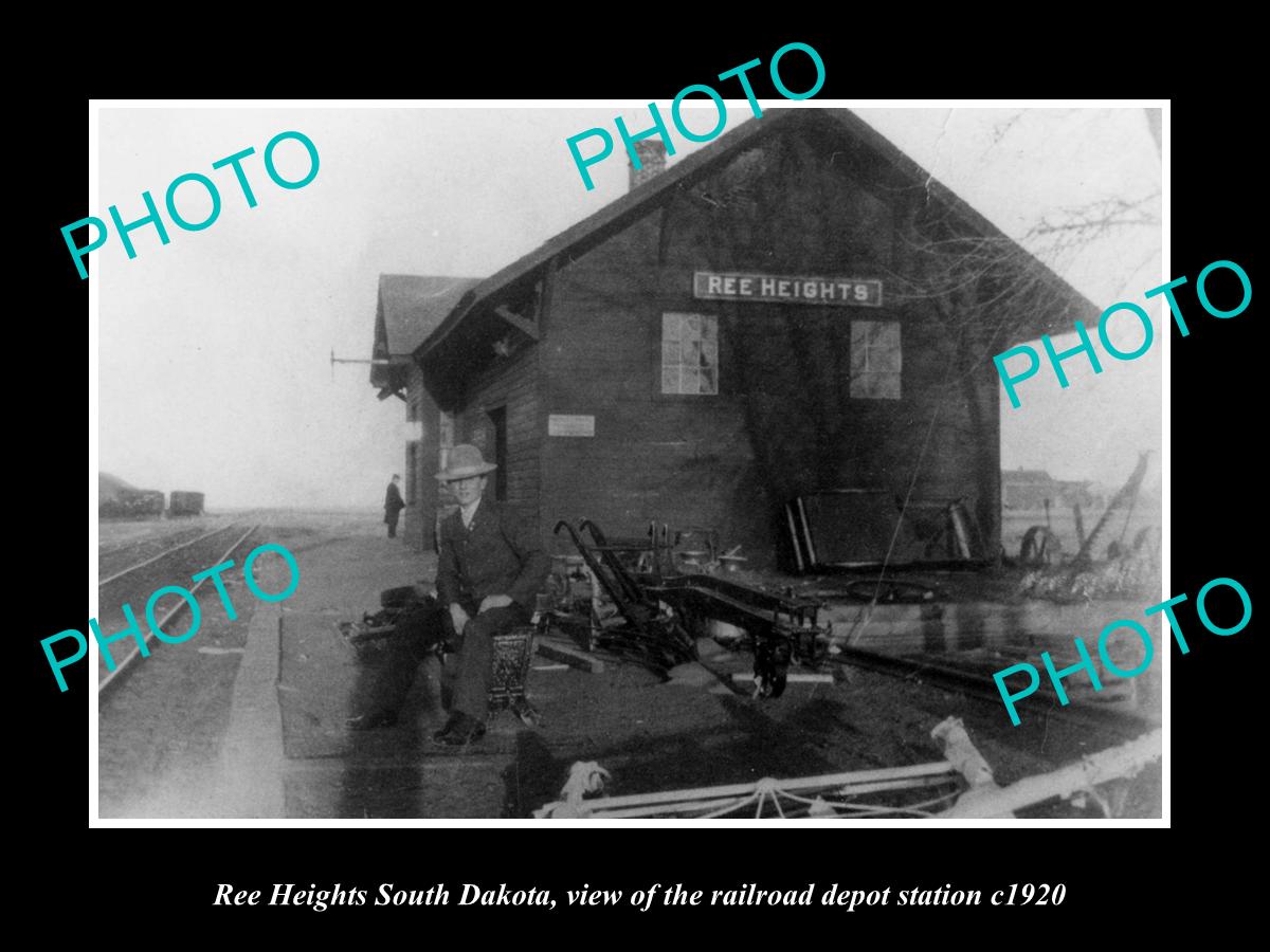 OLD LARGE HISTORIC PHOTO OF REE HEIGHTS SOUTH DAKOTA RAILROAD DEPOT STATION 1920