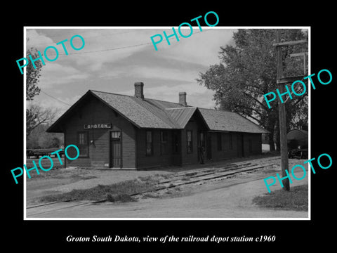 OLD LARGE HISTORIC PHOTO OF GROTON SOUTH DAKOTA, RAILROAD DEPOT STATION c1960