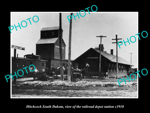 OLD LARGE HISTORIC PHOTO OF HITCHCOCK SOUTH DAKOTA, RAILROAD DEPOT STATION c1910