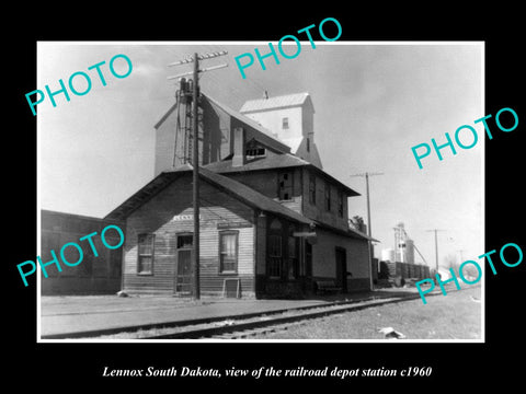 OLD LARGE HISTORIC PHOTO OF LENNOX SOUTH DAKOTA, RAILROAD DEPOT STATION c1960