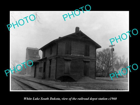 OLD LARGE HISTORIC PHOTO OF WHITE LAKE SOUTH DAKOTA RAILROAD DEPOT STATION c1960