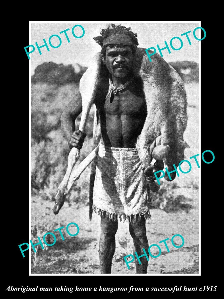 OLD LARGE HISTORIC PHOTO OF ABORIGINAL MAN RETURNING FROM KANGAROO HUNT c1915