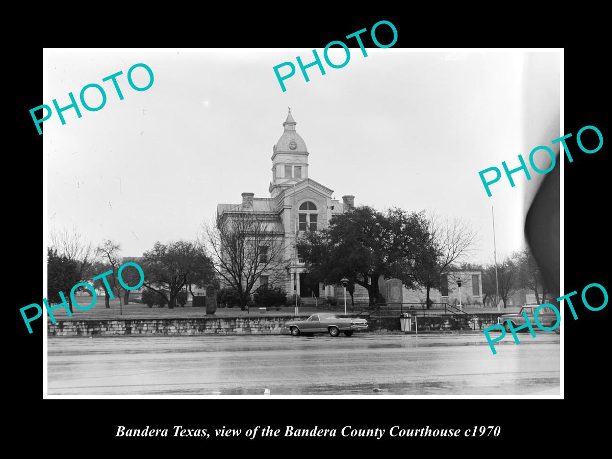 OLD LARGE HISTORIC PHOTO OF BANDERA TEXAS, THE COUNTY COURTHOUSE c1970