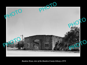 OLD LARGE HISTORIC PHOTO OF BANDERA TEXAS, THE BANDERA COUNTY LIBRARY c1970