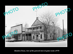 OLD LARGE HISTORIC PHOTO OF BANDERA TEXAS, THE GENERAL STORE & GAME ROOM c1970