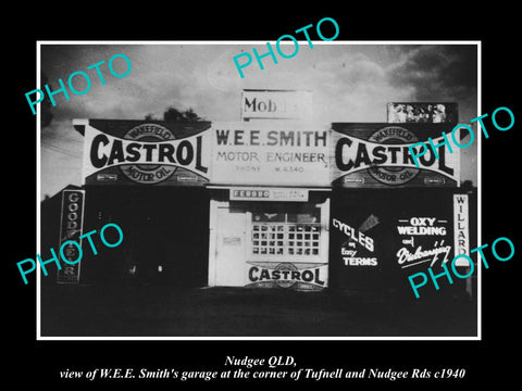 OLD LARGE HISTORIC PHOTO OF NUDGEE QLD, THE SMITH MOTOR GARAGE, CASTROL c1940