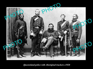 OLD LARGE HISTORIC PHOTO OF THE QUEENSLAND POLICE & ABORIGINAL TRACKERS c1920