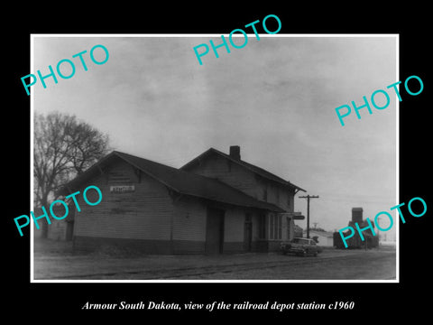 OLD LARGE HISTORIC PHOTO OF ARMOUR SOUTH DAKOTA RAILROAD DEPOT STATION c1960