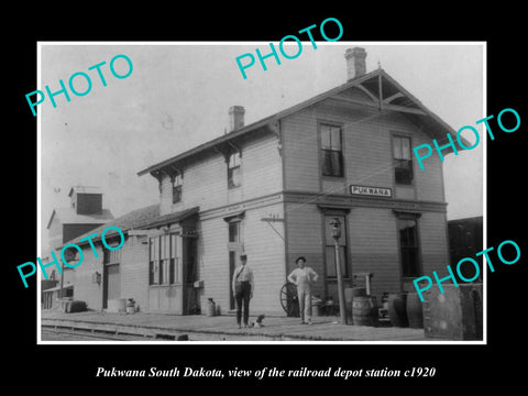 OLD LARGE HISTORIC PHOTO OF PUKWANA SOUTH DAKOTA RAILROAD DEPOT STATION c1920