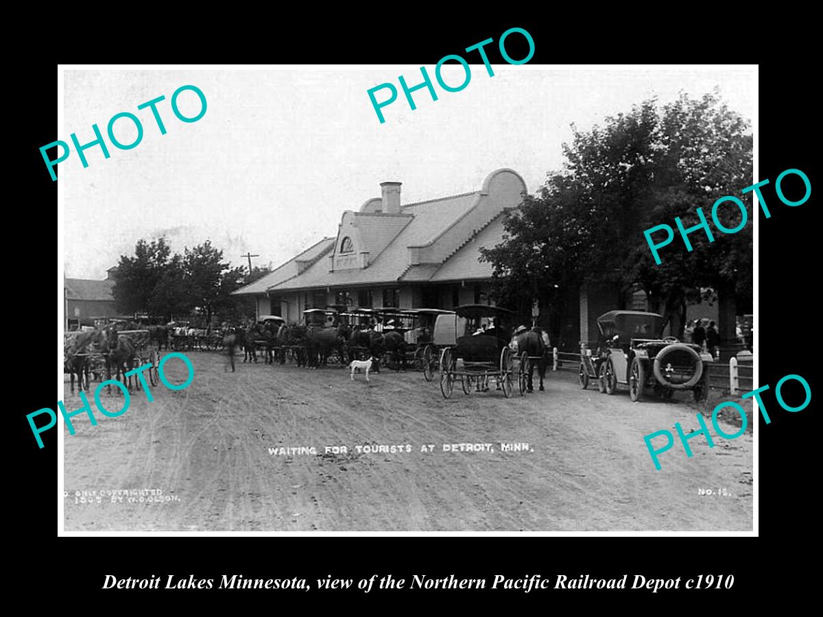 OLD LARGE HISTORIC PHOTO OF DETROIT LAKE MINNESOTA, THE NP RAILROAD DEPOT c1910