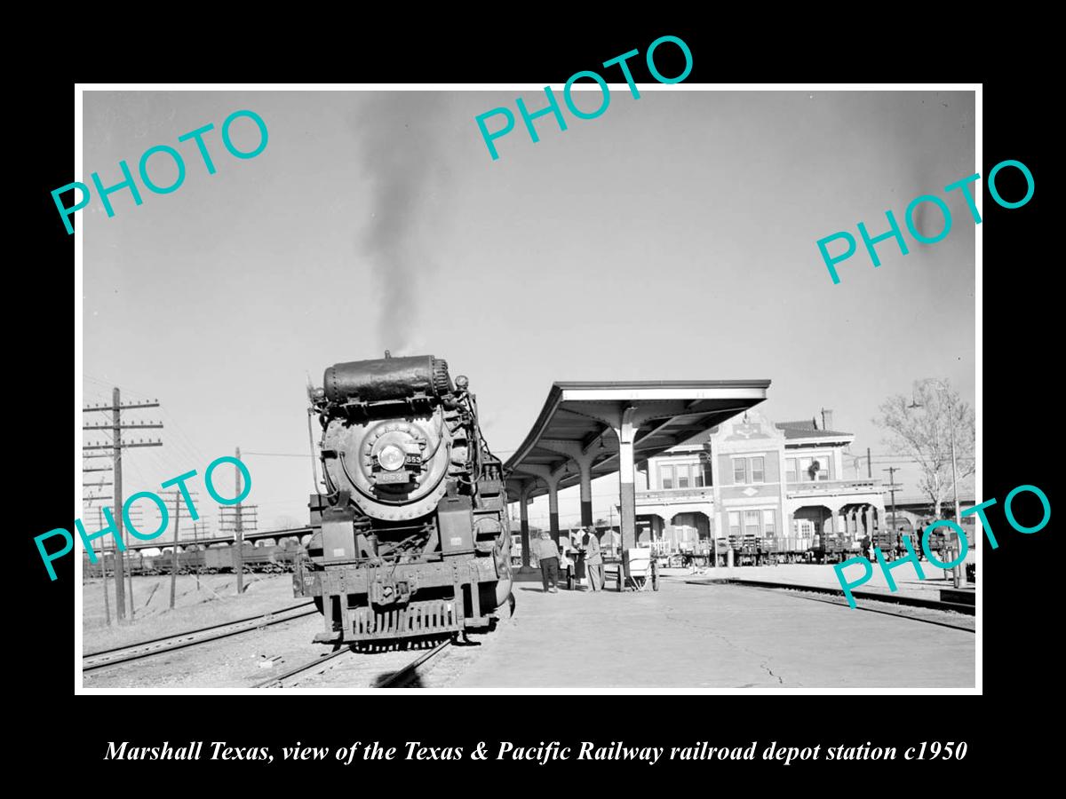 OLD LARGE HISTORIC PHOTO OF MARSHALL TEXAS, THE RAILROAD DEPOT STATION c1950