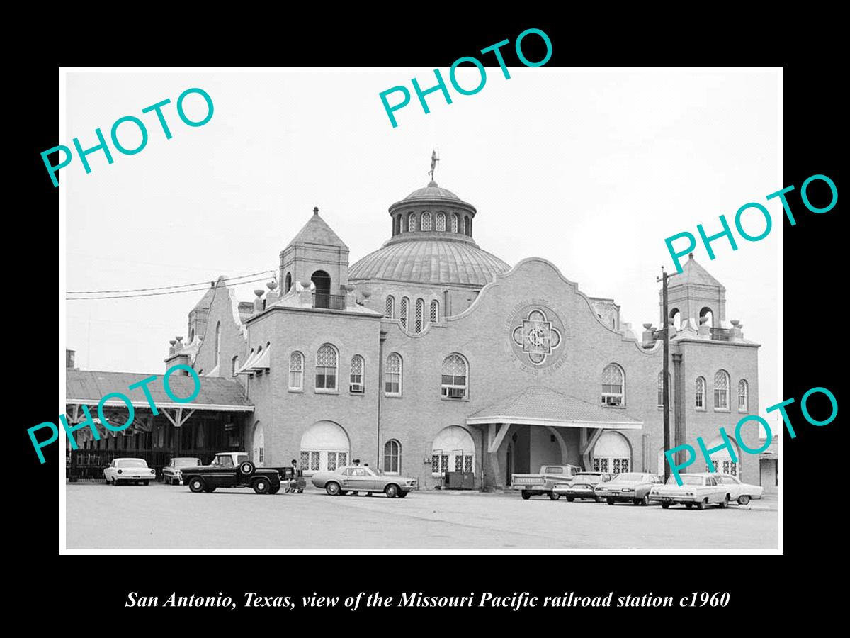 OLD LARGE HISTORIC PHOTO OF SAN ANTONIO TEXAS, THE RAILROAD DEPOT STATION c1960