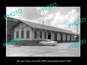 OLD LARGE HISTORIC PHOTO OF SHERMAN TEXAS, THE MKT RAILROAD DEPOT STATION c1950