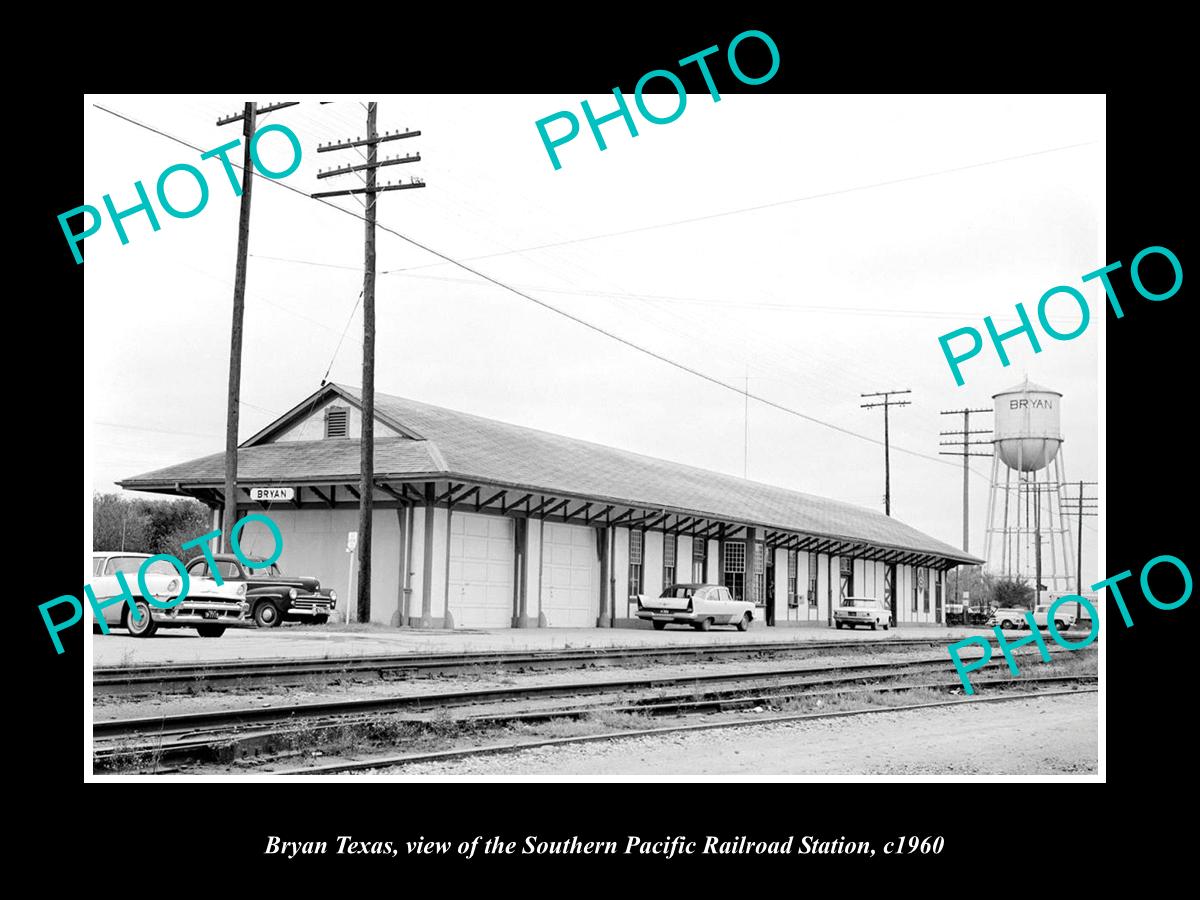 OLD LARGE HISTORIC PHOTO OF BRYAN TEXAS, THE SP RAILROAD DEPOT STATION 1960