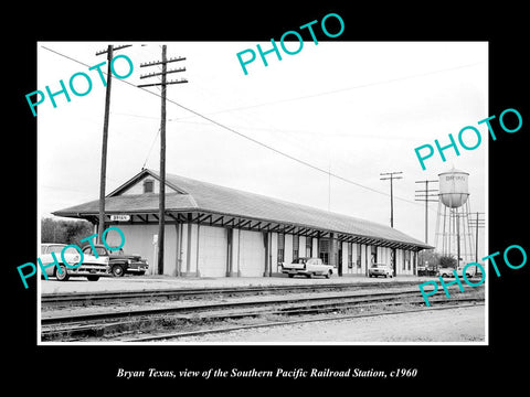 OLD LARGE HISTORIC PHOTO OF BRYAN TEXAS, THE SP RAILROAD DEPOT STATION 1960