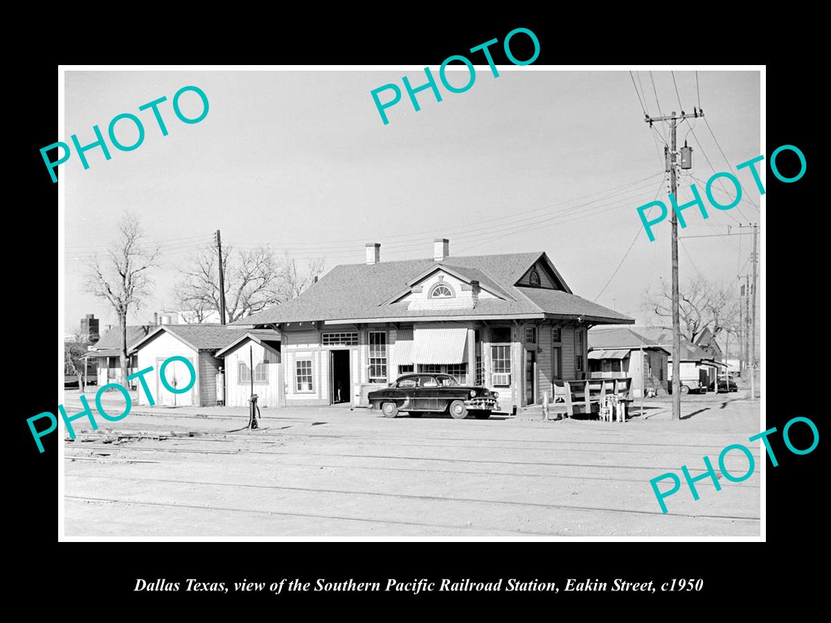 OLD LARGE HISTORIC PHOTO OF DALLAS TEXAS, THE RAILROAD DEPOT STATION 1950