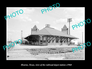 OLD LARGE HISTORIC PHOTO OF HEARNE TEXAS, THE RAILROAD DEPOT STATION 1960