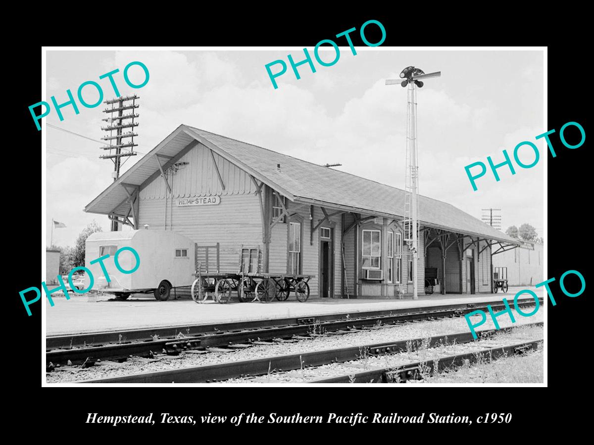 OLD LARGE HISTORIC PHOTO OF HEMPSTEAD TEXAS, THE S/P RAILROAD DEPOT STATION 1950